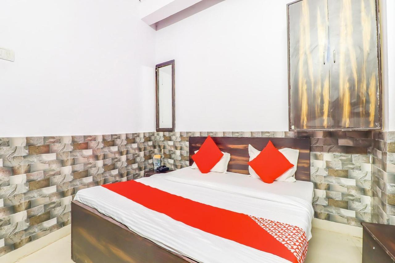 Super Collection O Dolphin Hotel Lucknow Bagian luar foto