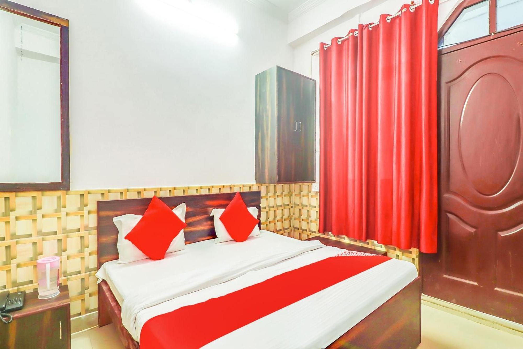 Super Collection O Dolphin Hotel Lucknow Bagian luar foto