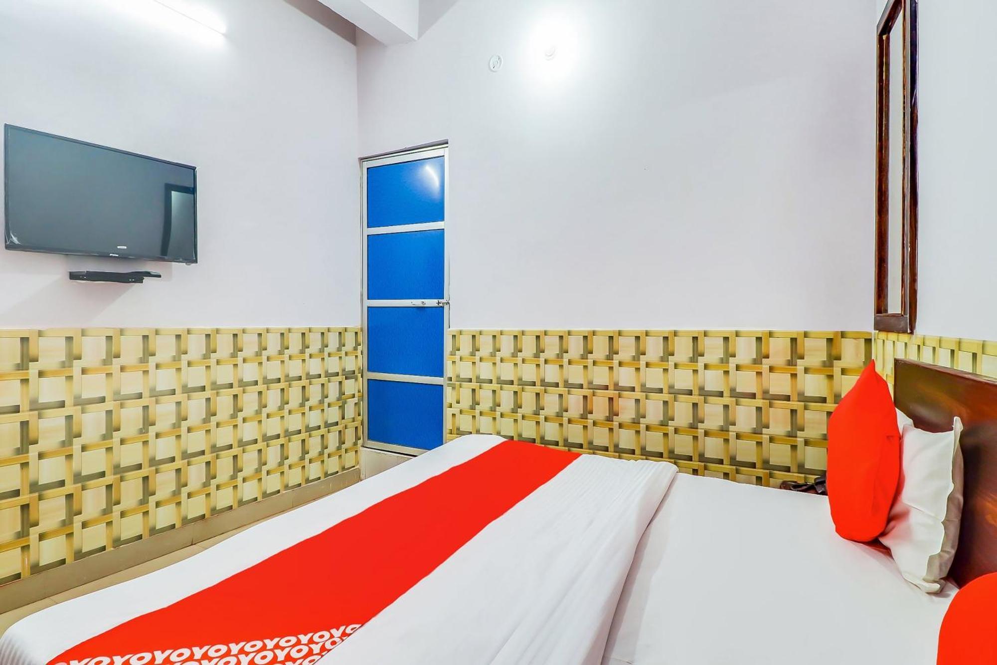 Super Collection O Dolphin Hotel Lucknow Bagian luar foto